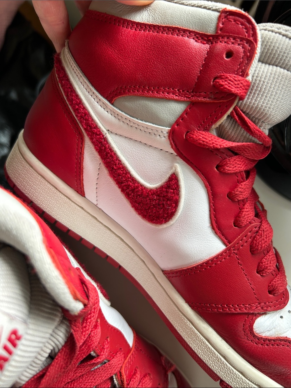 Air Jordan 1 Retro High OG - Red & White - Picture 5 of 6